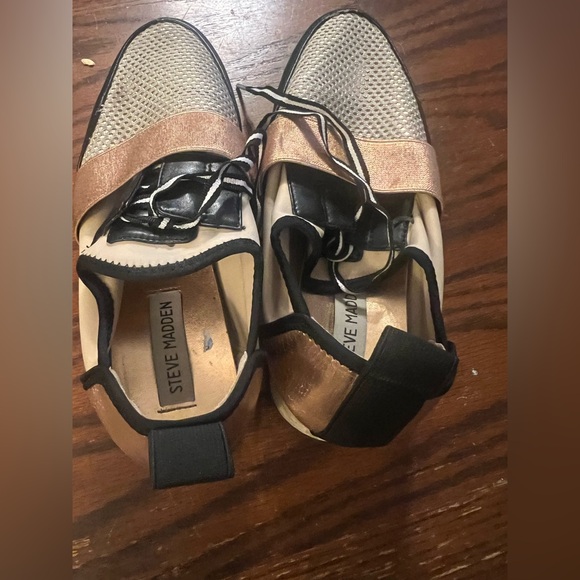 Steve Madden Black and Tan Mesh Sneakers - Picture 6 of 6